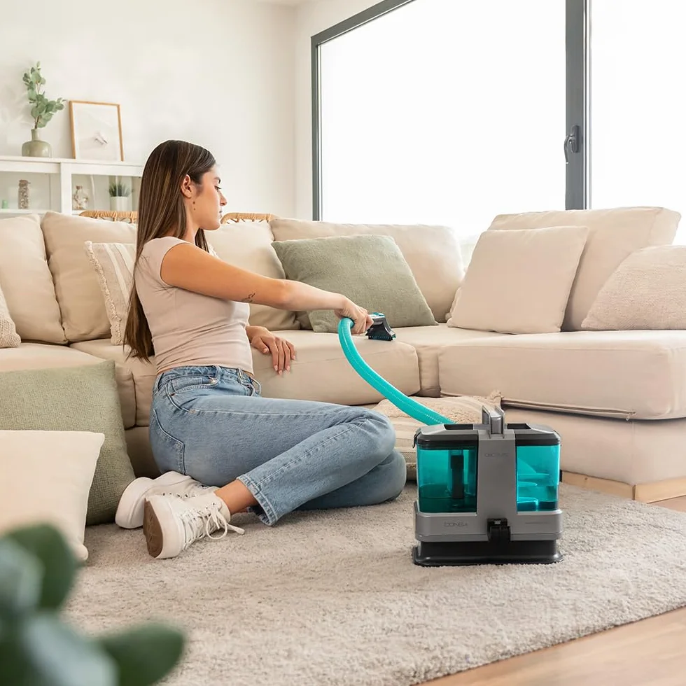 Cecotec Teppichreiniger und Staubsauger mit Kabel Conga 2000 Carpet&Spot Clean Compact. 330 W Leistung, kompaktes Design, 2 Tanks mit 800 ml und 500 ml, Sprühdüs