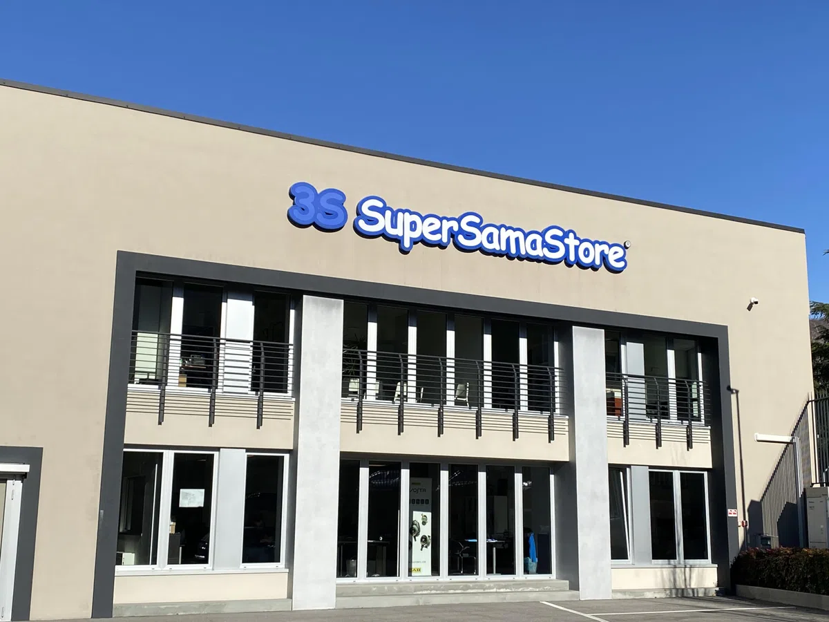 3S SuperSamaStore Universelle Kondensat-Auffangwanne/Tropfschale für Außengerät von Klimaanlagen, Verzinkt und Lackiert Ral 9002, 390 x 850 mm | S-097-71 Universalwanne mit Ablaufloch und Halterungen, verzinktes Blech, 39 x 85 cm, grau RAL 9002